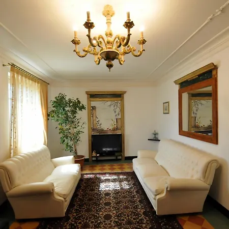 منزل ريفي Scuderi ريكاناتي