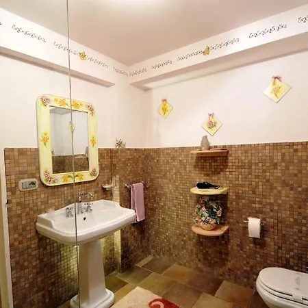 منزل ريفي Scuderi *