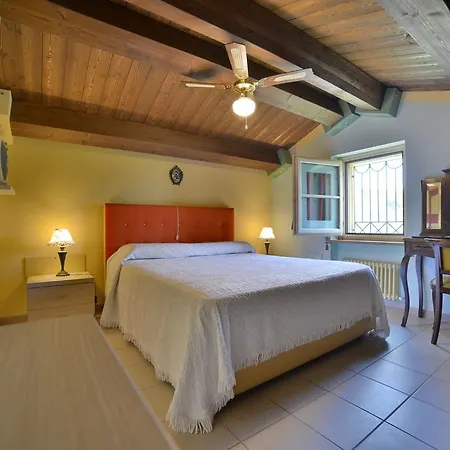 Casa di campagna Scuderi *