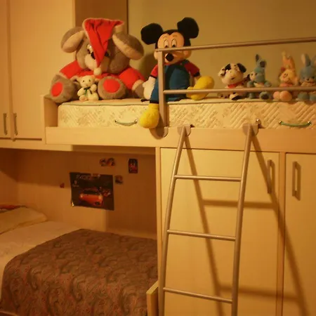 Scuderi منزل ريفي